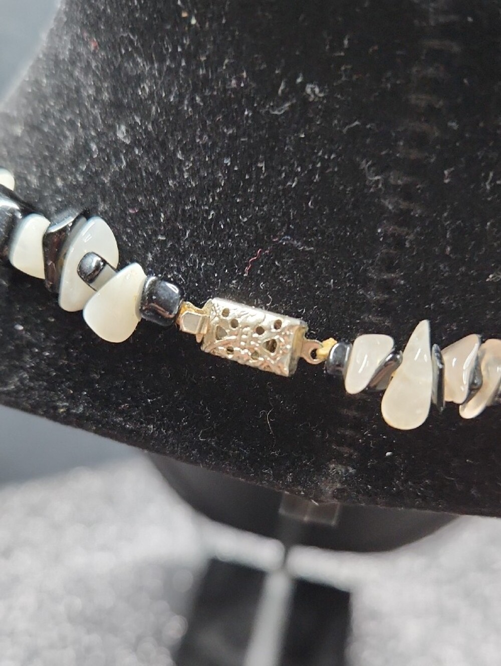 Handcrafted Shell & Stone Chip Necklace Bundle - Picture 8 of 12